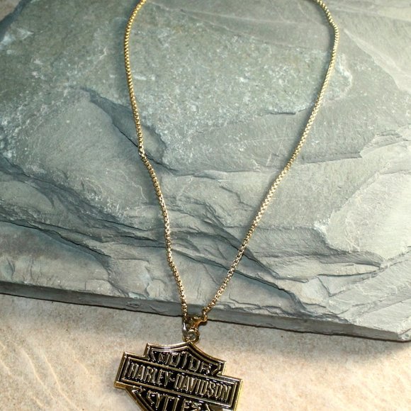 2 Pcs of HARLEY DAVIDSON Bar and Shield Meta Pendant Necklaces - Picture 5 of 11